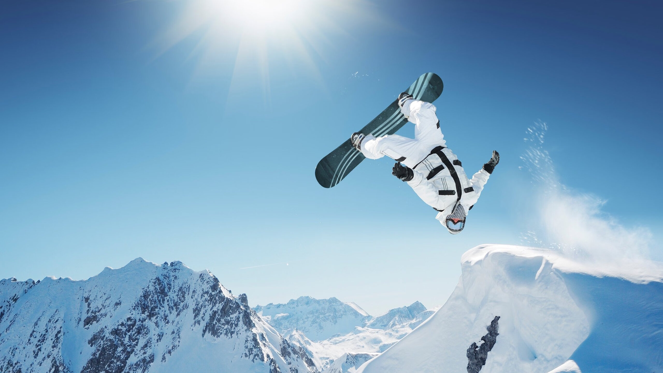 逆境中的“奋斗者”——重生于挑战之中的足球勇士,足坛逆境之王